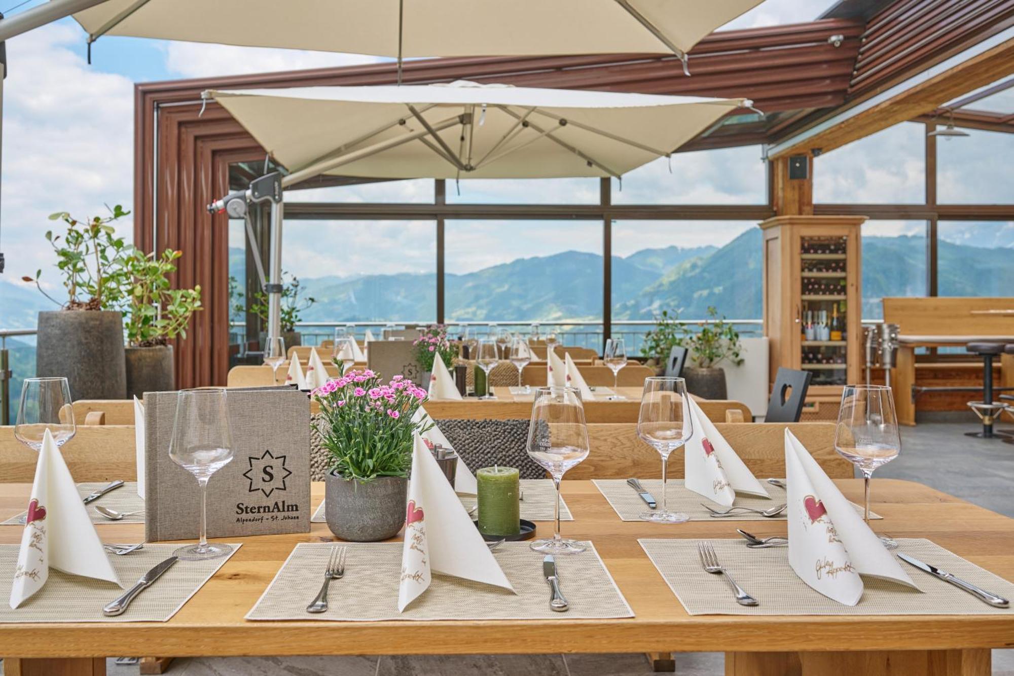Alpendorf Hotel Stern Sankt Johann im Pongau Exterior foto